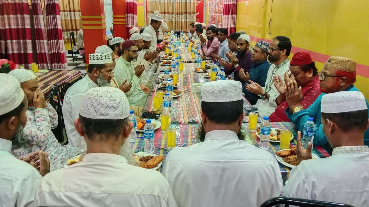 সাংবাদিকদের সম্মানে বোরহানউদ্দিন উপজেলা জামায়াতের ইফতার মাহফিল