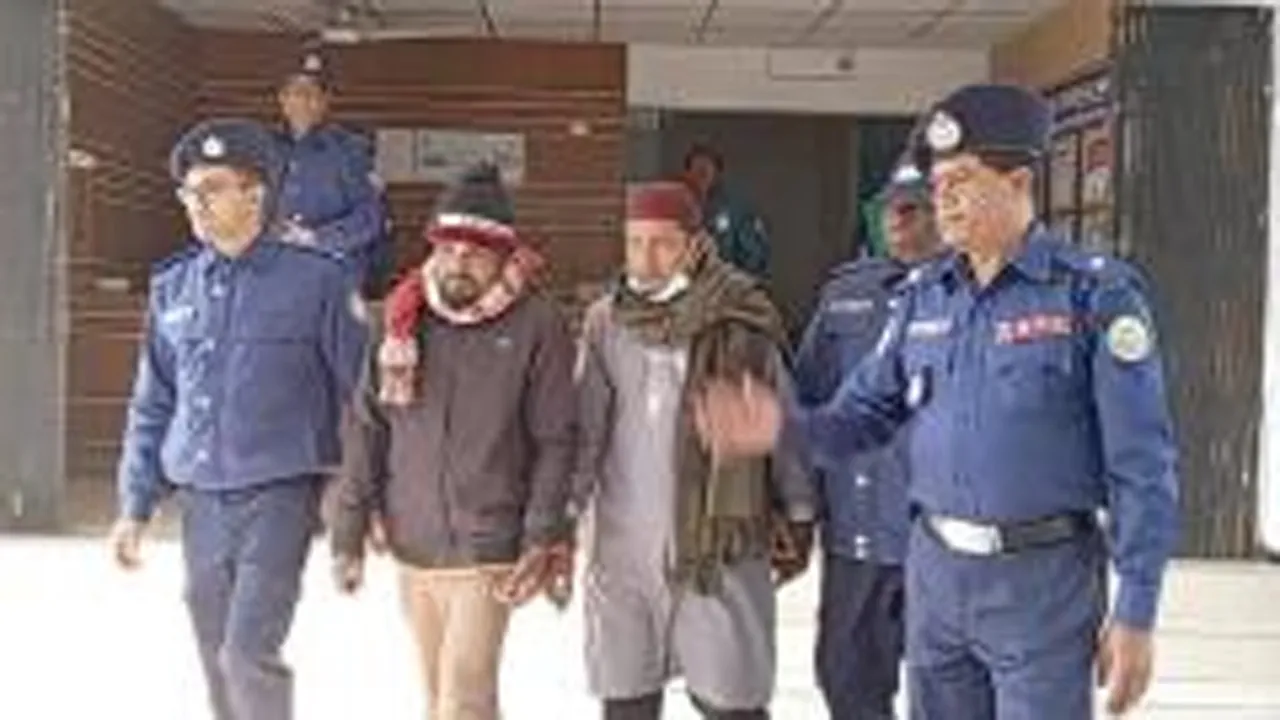 ভোলায় অটোরিকশা চালককে কুপিয়ে হত্যা, গ্রেফতার ৩