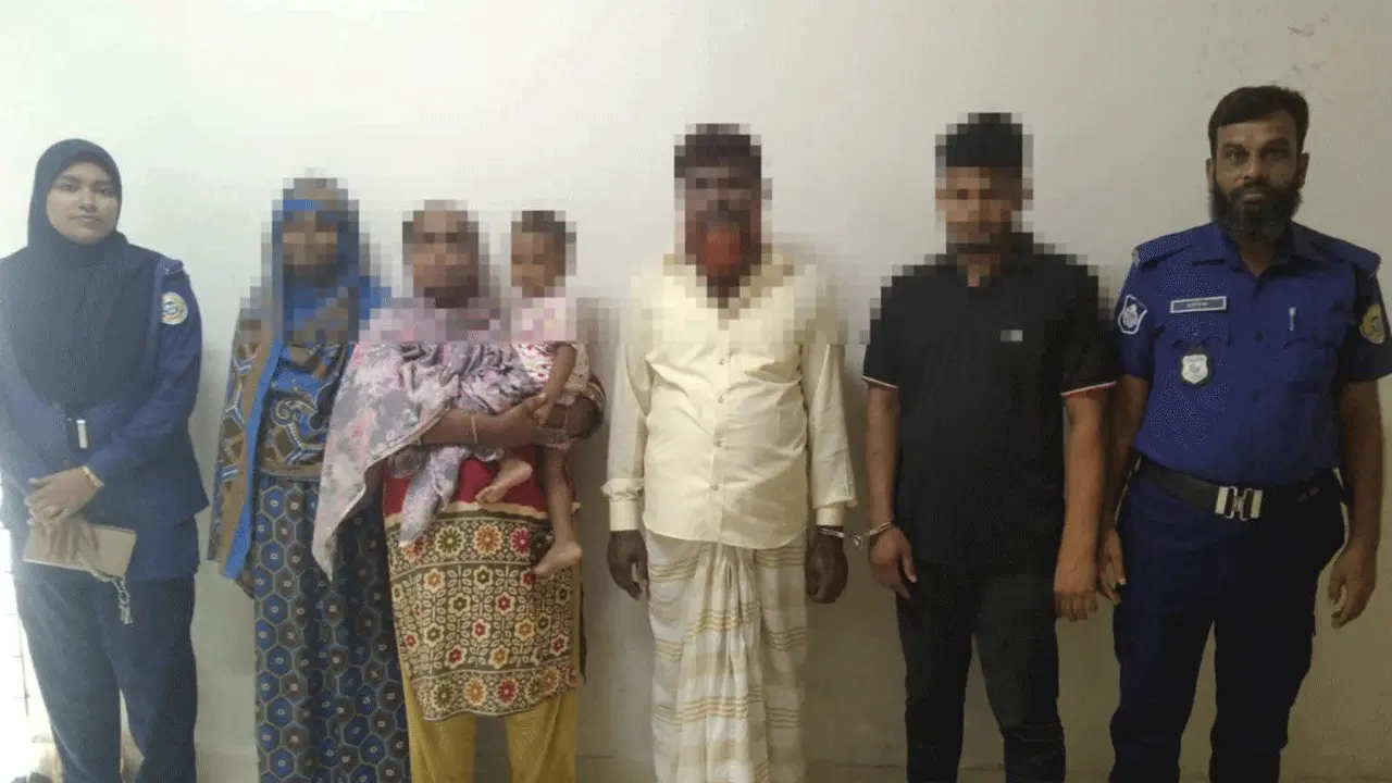চরফ্যাসনে প্রতারক চক্রের ৪ সদস্য গ্রেফতার