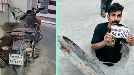 হামলায় ব্যবহৃত মোটরসাইকেল, হেলমেট ও ভুয়া নম্বর প্লেট উদ্ধার