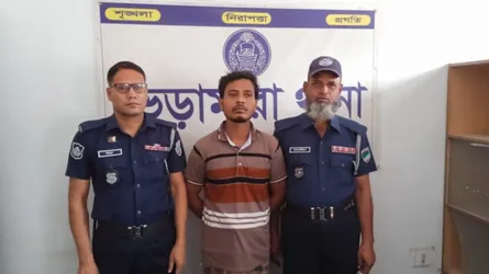 জুয়ায় আসক্ত ছেলের বিরুদ্ধে বাবার মামলা