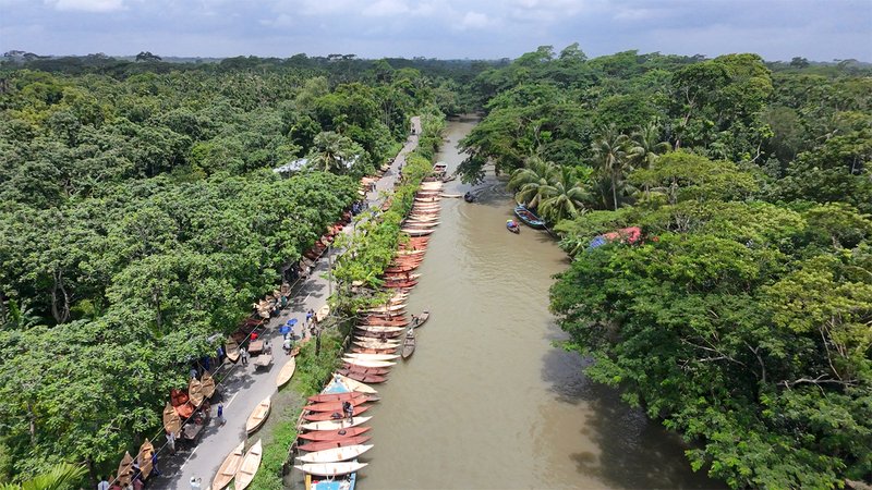 ঐতিহ্যবাহী নৌকার হাট