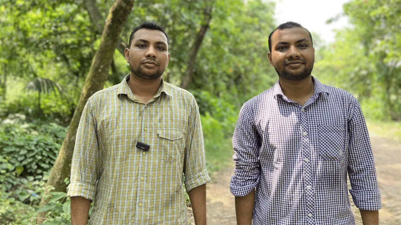 যুক্তরাষ্ট্রের ফুল-ফ্রি স্কলারশিপ পেলেন জমজ ২ ভাই