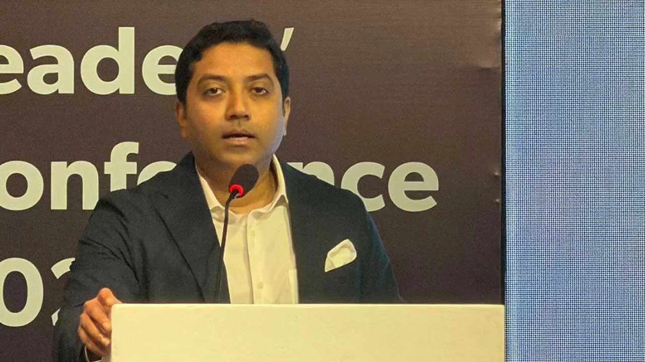 বাংলা-ইংরেজি মাধ্যমের কারিকুলামে সামঞ্জস্য আনা হবে : ববি হাজ্জাজ