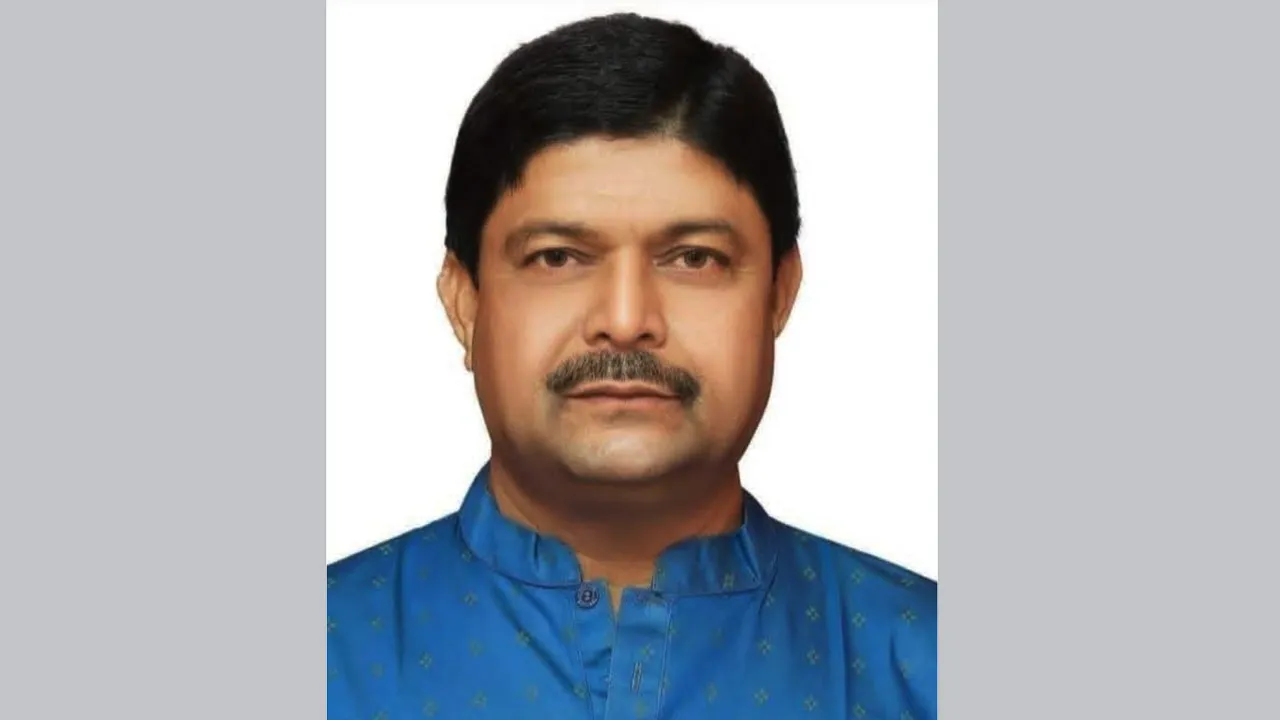 দিনাজপুরের বোচাগঞ্জে আওয়ামী লীগ নেতা আফসার আটক