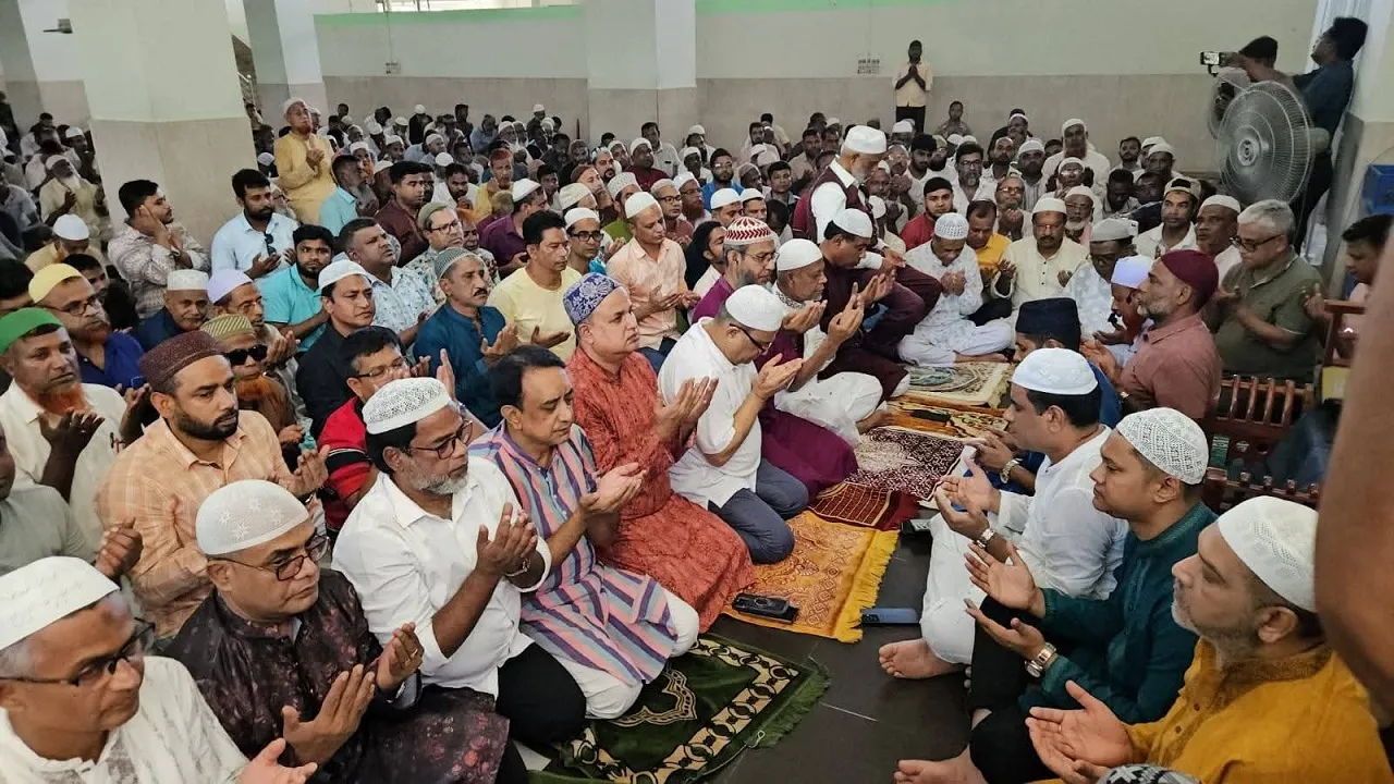 বিএনপি’র ৪৭তম প্রতিষ্ঠাবার্ষিকী উপলক্ষে বগুড়ায় দোয়া মাহফিল