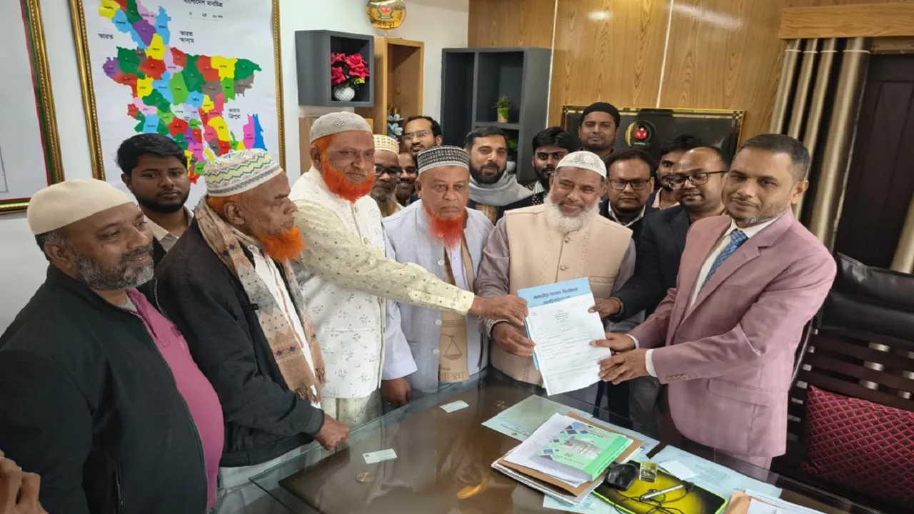 বগুড়া-৬ আসনে জামায়াত প্রার্থীসহ ৭টি আসনে ২৮ জনের মনোনয়ন পত্র সংগ্রহ