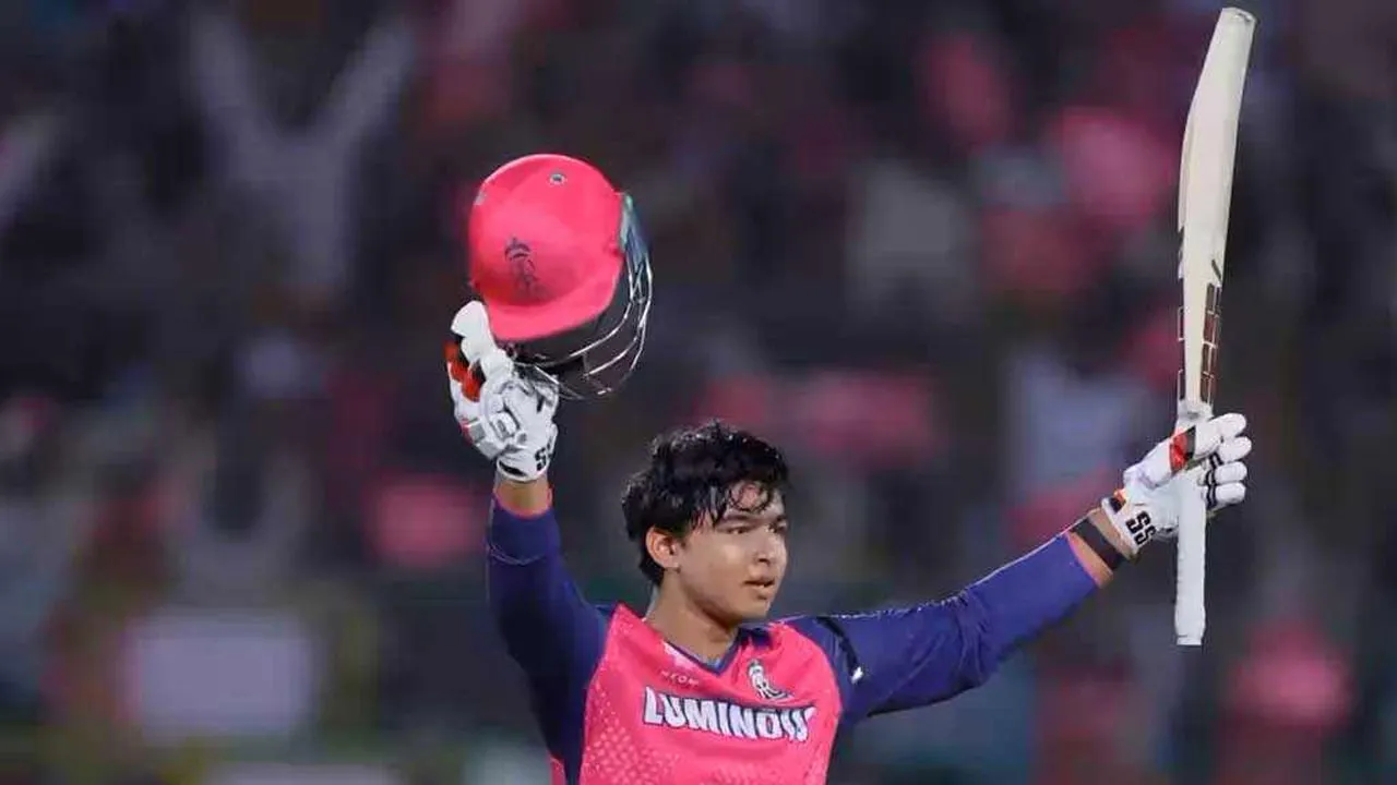 ইতিহাস গড়লেন ১৪ বছর বয়সী বৈভব, জয়ের ধারায় ফিরল রাজস্থান