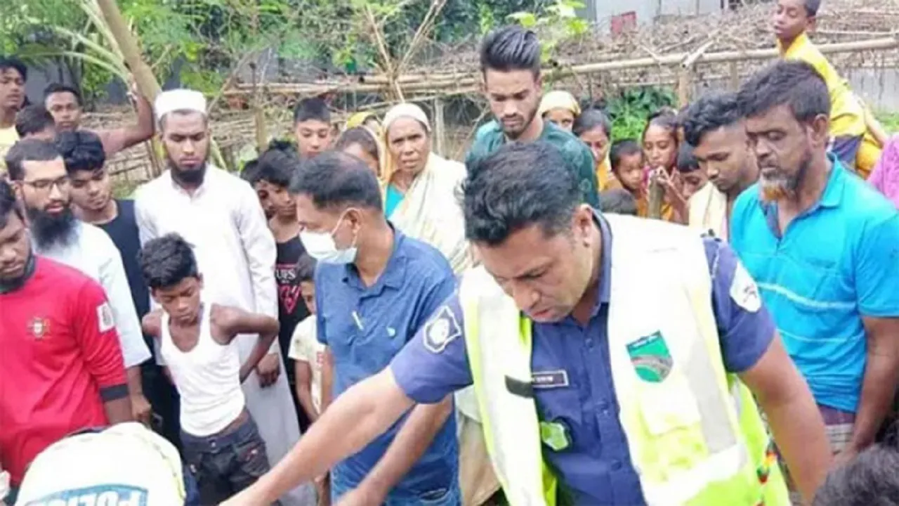 মা-বাবার সাথে গ্রামের বাড়িতে ঈদ করা হলো না আনিসার