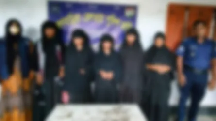 ব্রাহ্মণবাড়িয়া রেলস্টেশনে অভিযান : ট্রেনে ছিনতাইয়ের অভিযোগে ১১ নারী আটক