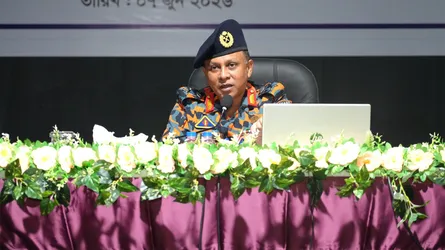 প্রতিষ্ঠানের সুনাম বৃদ্ধিতে সচেষ্ট থাকার আহ্বান ফায়ার সার্ভিস মহাপরিচালকের