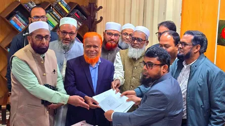 জামায়াত নেতা নূরুল ইসলাম বুলবুলের মনোনয়ন ফরম সংগ্রহ