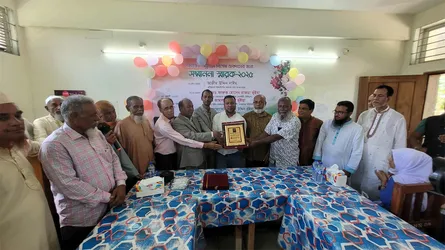 বুড়িচংয়ে সামাজিক উন্নয়নে অবদানের জন্য স্বেচ্ছাসেবী সংগঠনকে সম্মাননা
