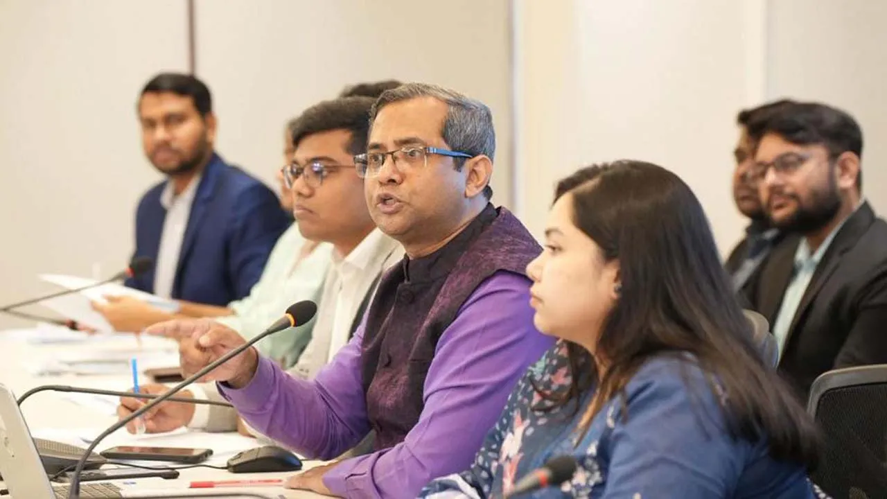 কাঠামোগত সংস্কার ও দীর্ঘমেয়াদি রূপান্তর কৌশল গ্রহণের আহ্বান সিপিডির