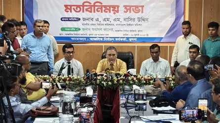 আগামী নির্বাচনে এআই অস্ত্রের চেয়েও ভয়াবহ হুমকি : সিইসি
