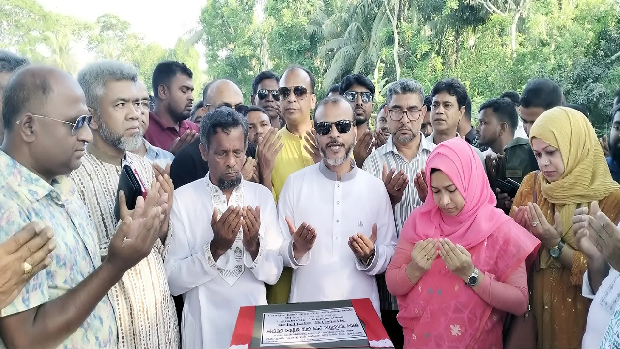 চিতলমারীতে জুলাই যোদ্ধার স্মৃতিস্তম্ভের ভিত্তিপ্রস্তর স্থাপন