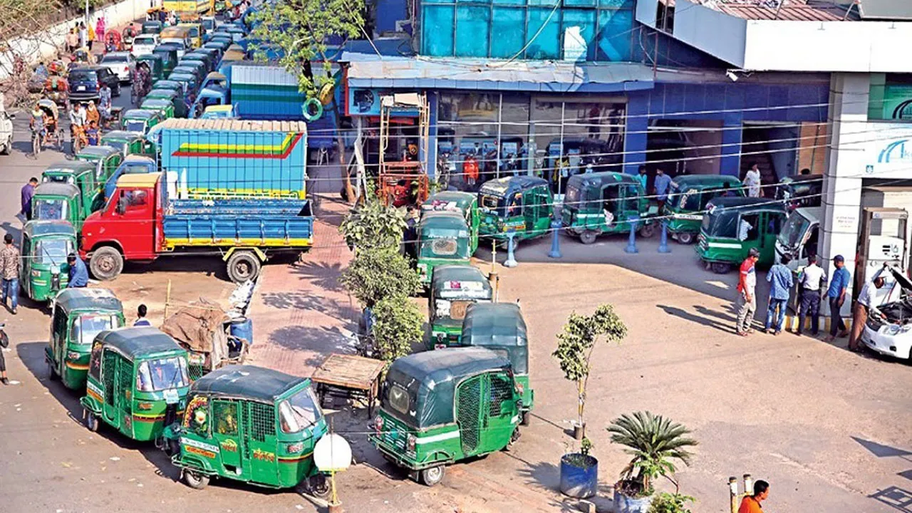 রমজানে রান্নার গ্যাস সঙ্কট দূর করতে ৬ ঘণ্টা বন্ধ থাকবে সিএনজি স্টেশন