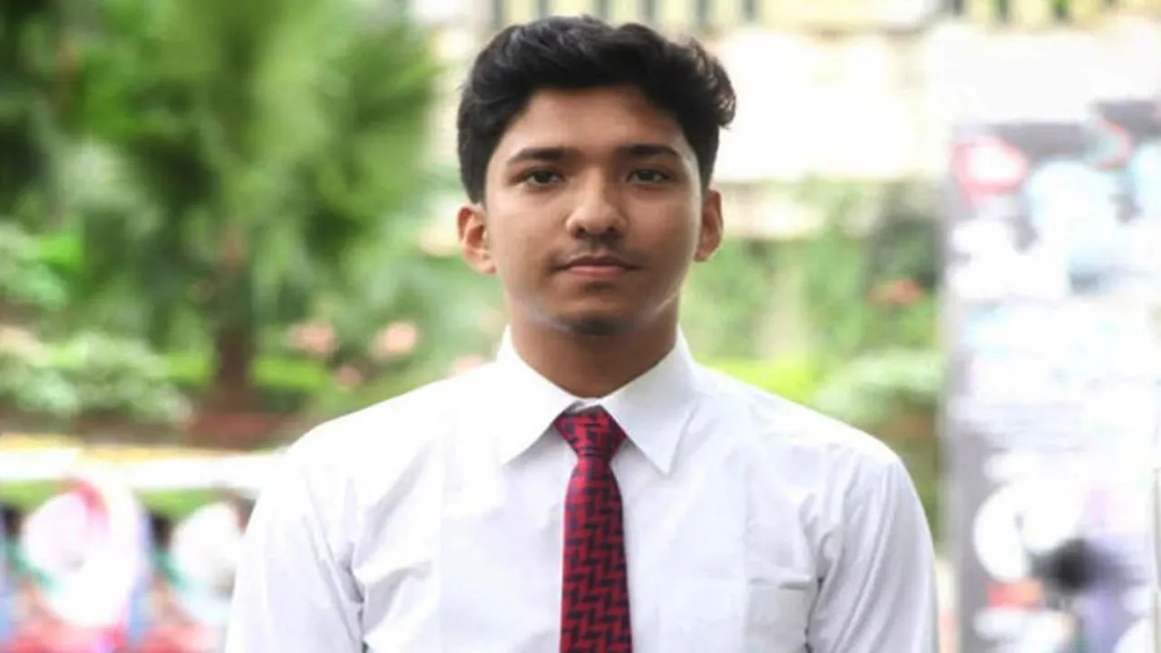 চবিতে প্রথম শ্রেণিতে ১ম হলেন শিবির নেতা