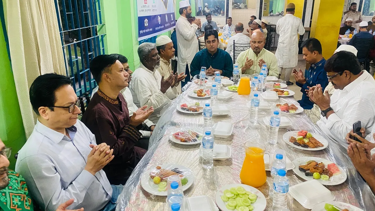 কুমিল্লায় সাংবাদিক সংগঠনের যৌথ উদ্যোগে ইফতার মাহফিল