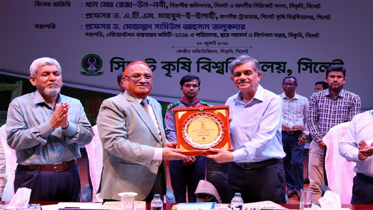 জুলাই গণঅভ্যুত্থানের মাধ্যমে আমরা জাতি হিসেবে পুনর্জন্ম লাভ করেছি