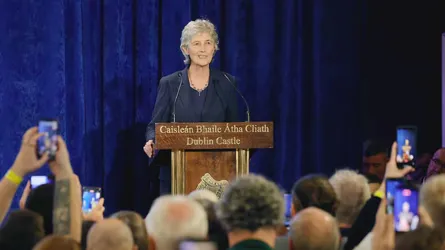 আয়ারল্যান্ডে প্রেসিডেন্ট হিসেবে নির্বাচিত হলেন বামপন্থী ক্যাথেরিন কনোলি