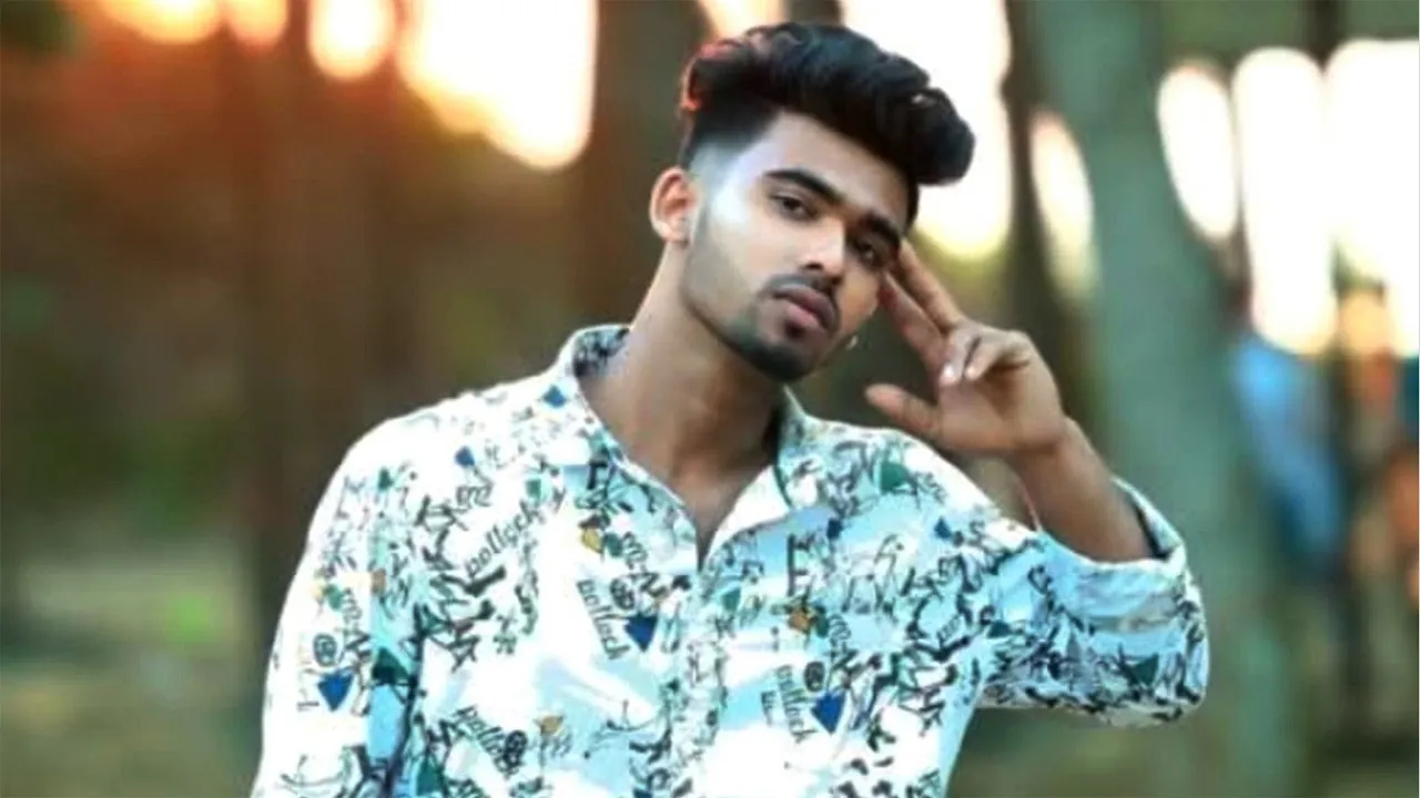 চাঁদপুরে মরিচের গুঁড়া ছিটিয়ে যুবককে কুপিয়ে হত্যার অভিযোগ