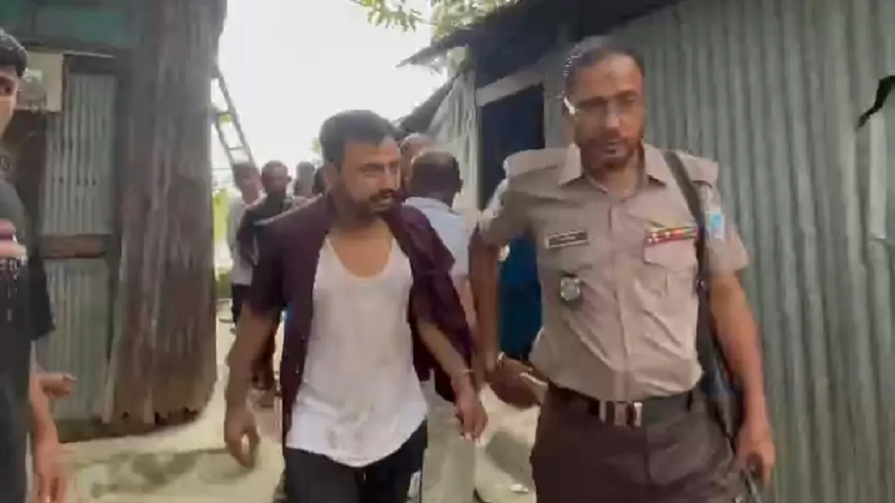 চাঁদপুরে ইয়াবা সেবনের সময় আটক ৩ যুবককে গণধোলাই, পুলিশে সোপর্দ