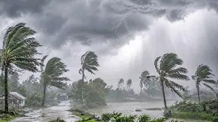 ঝোড়ো হাওয়া-বজ্রবৃষ্টির আশঙ্কা, ১৭ অঞ্চলের নদীবন্দরে সতর্কতা