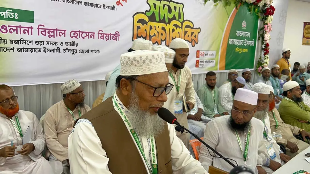 হাসিনার মতো জনগণের সাথে ফ্যাসিবাদী আচরণ করছে সরকার