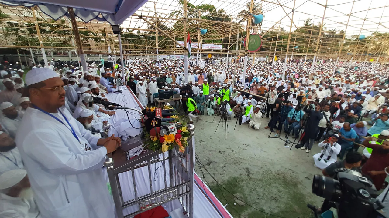 ইসলামী শাসন কায়েম করতে সব ইসলামী দলকে ঐক্যবদ্ধ থাকতে হবে : চরমোনাই পীর