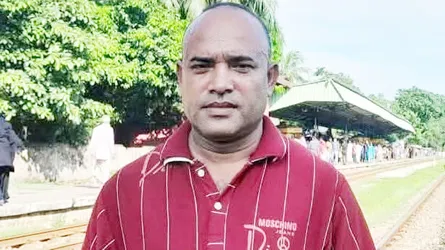 মিরসরাইয়ে নিজ চেম্বার থেকে দন্ত চিকিৎসকের লাশ উদ্ধার