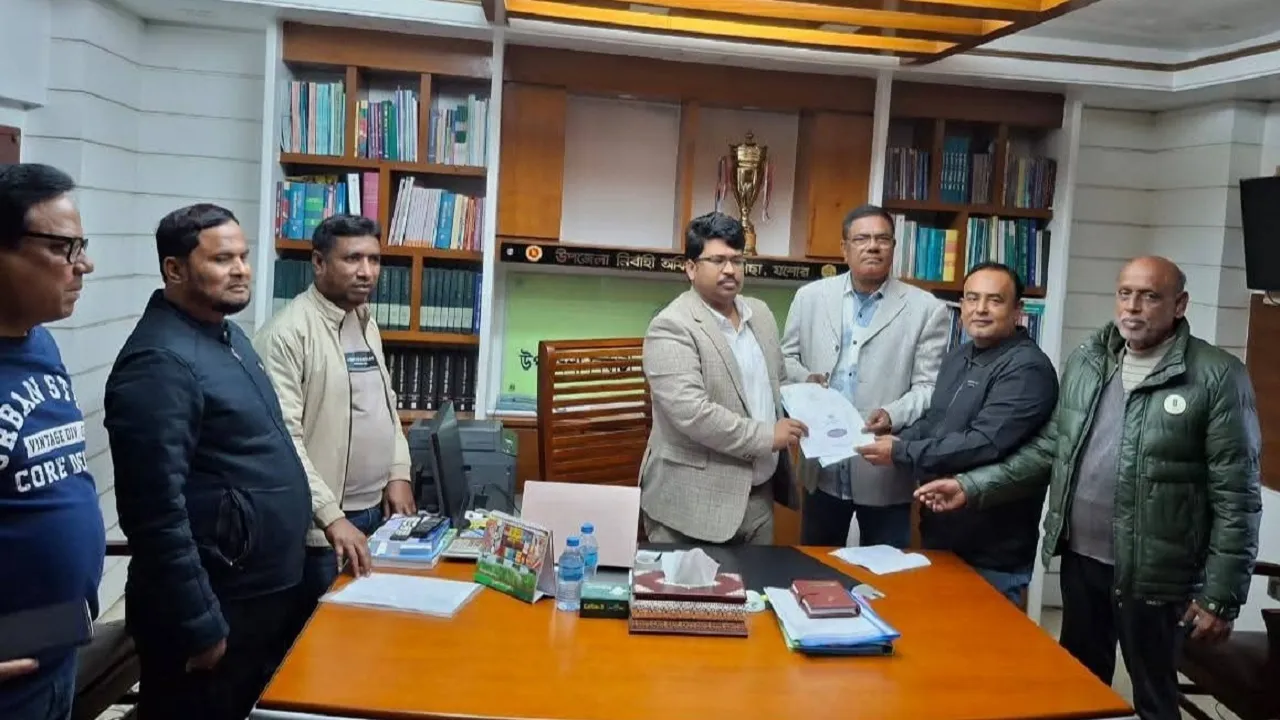 চৌগাছায় জহুরুল ইসলামের পক্ষে মনোনয়ন পত্র সংগ্রহ