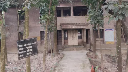 চৌগাছায় ওষুধ ও জনবল সংকটে স্বাস্থ্য কেন্দ্রগুলো, সেবা বঞ্চিত জনসাধারণ