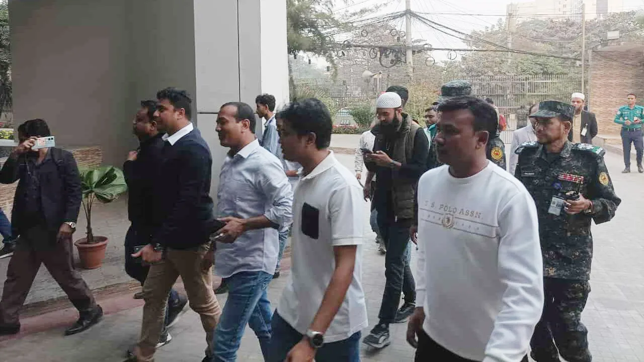 বৈঠক করতে ইসিতে ছাত্রদলের ৫ সদস্যের প্রতিনিধি দল