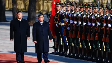 থাই রাজার প্রথম চীন সফরে ঘনিষ্ঠ সম্পর্কের প্রতিশ্রুতি দিলেন শি