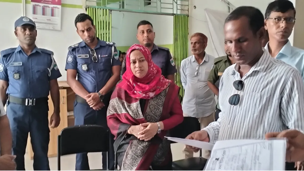 চিতলমারীতে ভ্রাম্যমাণ আদালতের অভিযান, লাখ টাকা অর্থদণ্ড
