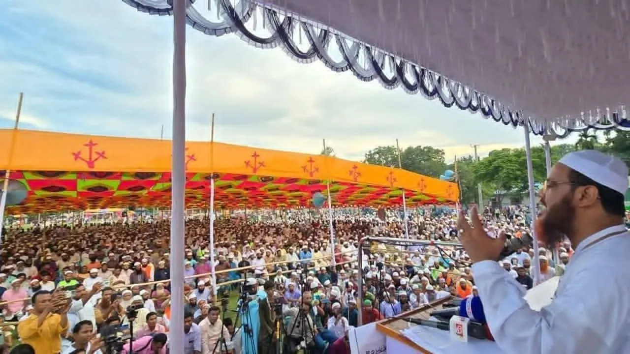 চাঁদাবাজি-দুর্নীতি আগের মতো চলছে, শুধু হাত বদল হয়েছে