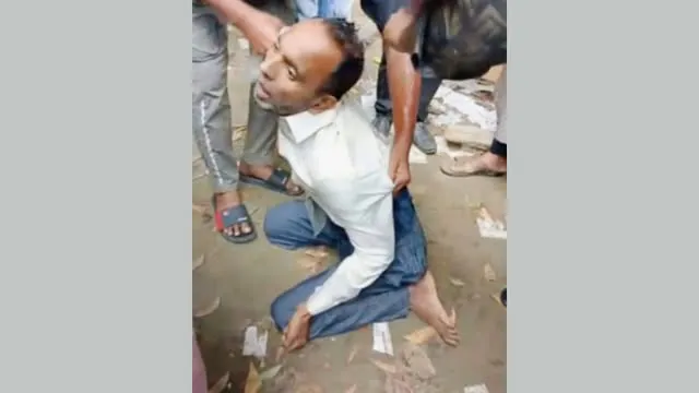 আলমডাঙ্গায় ফুয়েল কার্ড নিতে গিয়ে এনজিও কর্মীর মৃত্যু