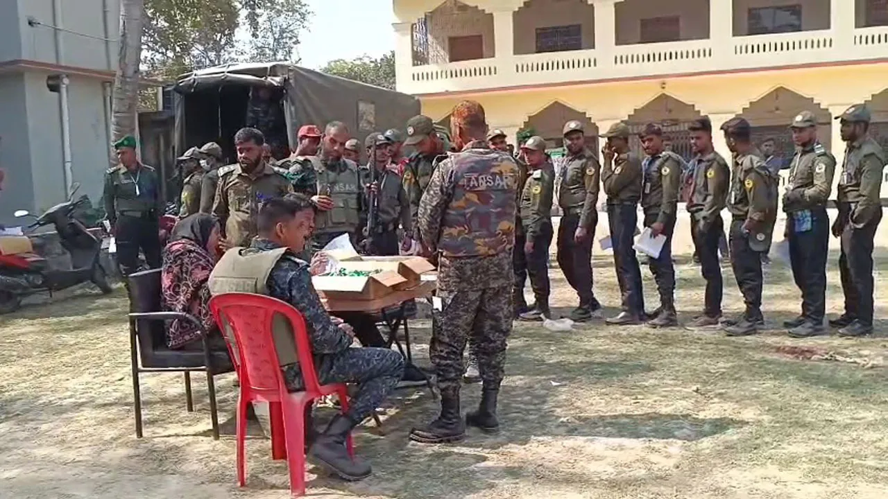 নির্বাচনকে ঘিরে চুয়াডাঙ্গায় কঠোর নিরাপত্তা জোরদার