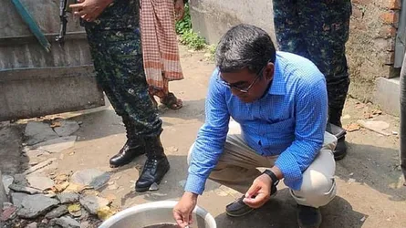 চুয়াডাঙ্গায় অপরিচ্ছন্নতা ও অবৈধ লোগো ব্যবহার