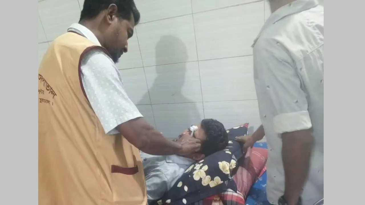 চুয়াডাঙ্গায় সাবেক শিবির সভাপতি আরিফুলের ওপর হামলা : প্রতিবাদে জামায়াতের বিক্ষোভ