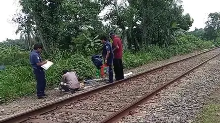 চুয়াডাঙ্গায় রেললাইনের পাশ থেকে অজ্ঞাতপরিচয় বৃদ্ধার লাশ উদ্ধার