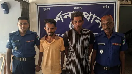 দর্শনায় মাদক সেবনের অপরাধে দুই যুবক গ্রেফতার, কারাদণ্ড