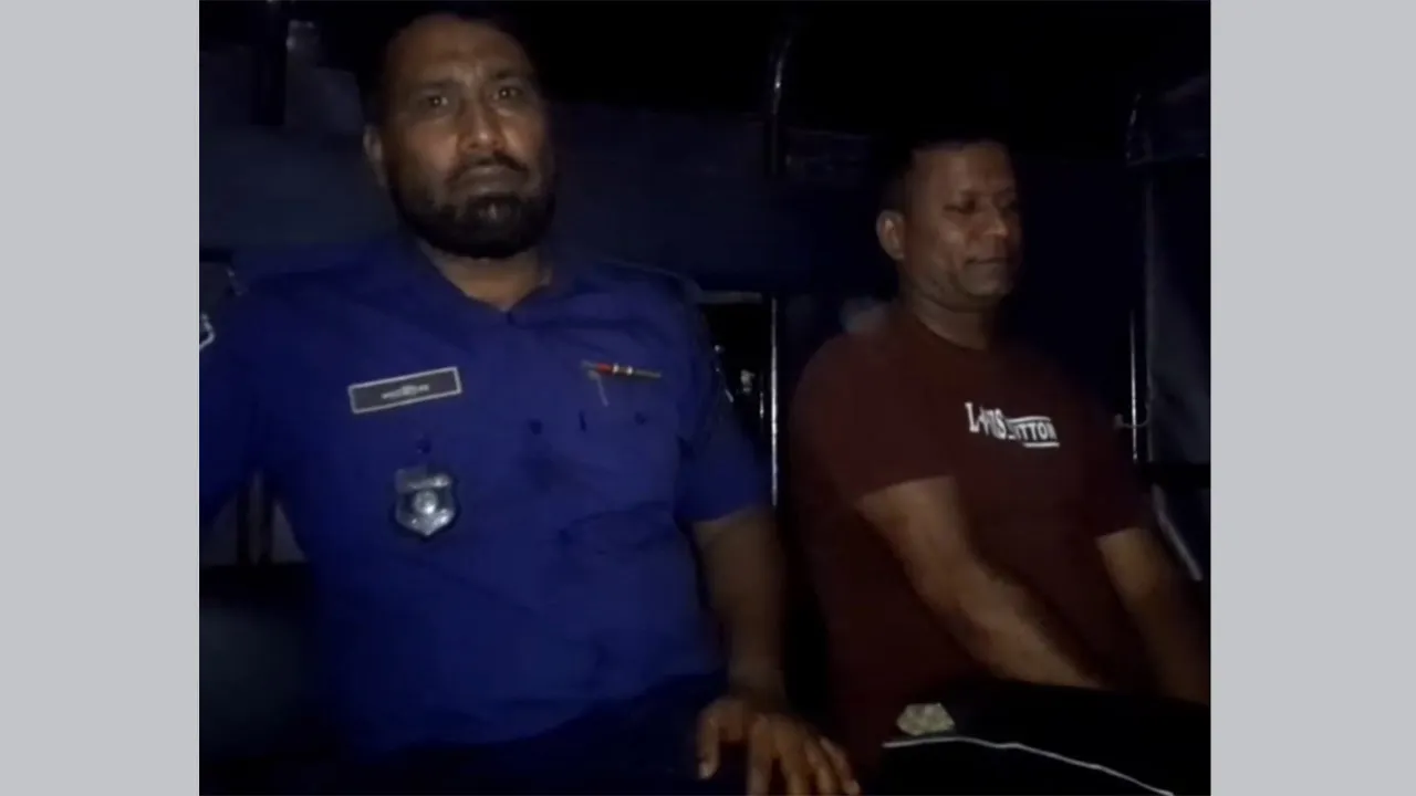 চুয়াডাঙ্গার আমিরপুরে ৫ ব্যারেল ডিজেল জব্দ, ইউপি সদস্য আটক