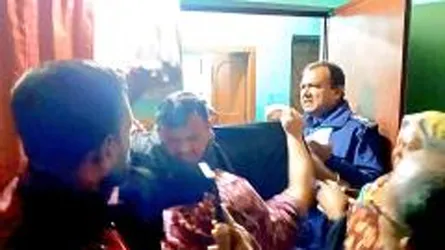 চুয়াডাঙ্গায় সমবায় অফিসের কর্মচারীকে আটকে রাখার অভিযোগ