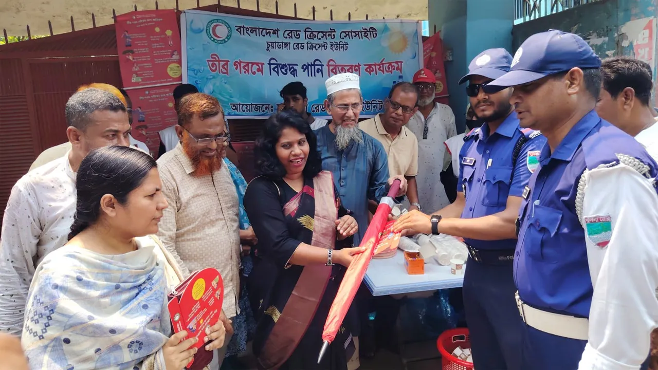 চুয়াডাঙ্গায় আজ দুপুরে সর্বোচ্চ তাপমাত্রা ৩৭.৫ ডিগ্রি সেলসিয়াস