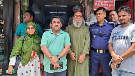 চুয়াডাঙ্গায় খাবারে কেওড়া জল ব্যবহারের অভিযোগে জরিমানা