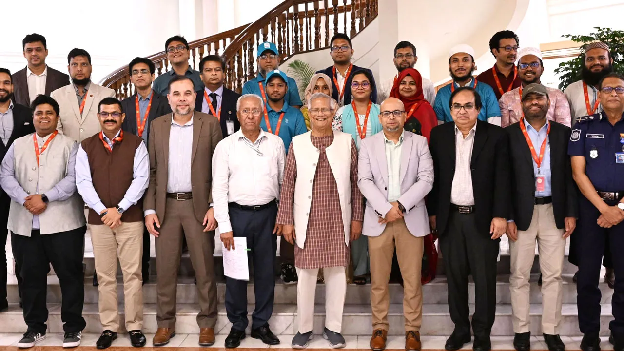 যাত্রা শুরু করল ‘নাগরিক সেবা বাংলাদেশ’