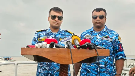 ‘মা ইলিশ’ রক্ষায় টহল ও সচেতনতামূলক প্রচারণায় কোস্ট গার্ড