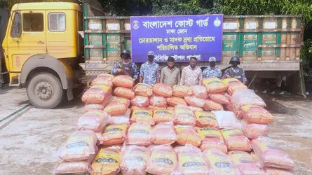 কেরানীগঞ্জে কোস্ট গার্ডের অভিযানে ভারতীয় জিরা জব্দ, আটক ২
